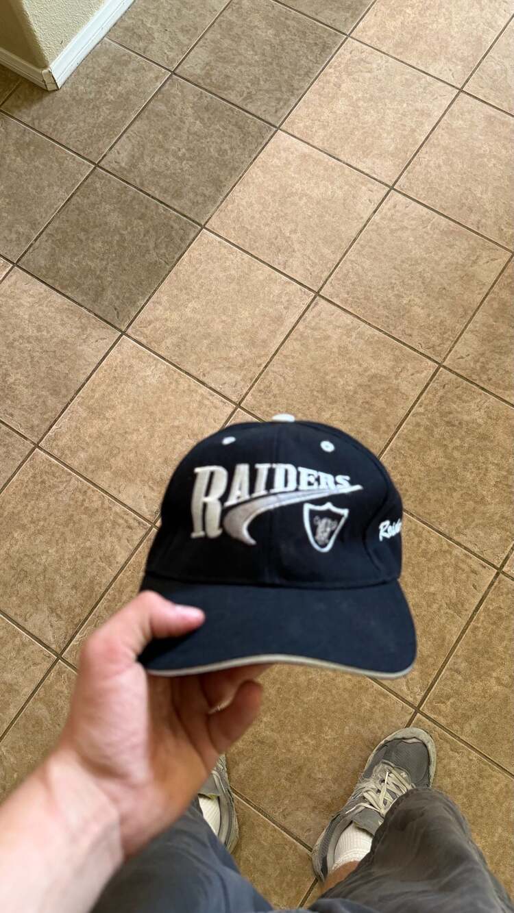 Vintage Oakland Raiders NFL Embroidered Strapback Cap